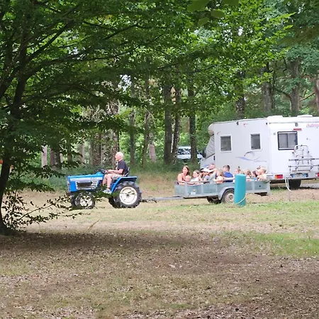 Le Calme Campeggio Braize